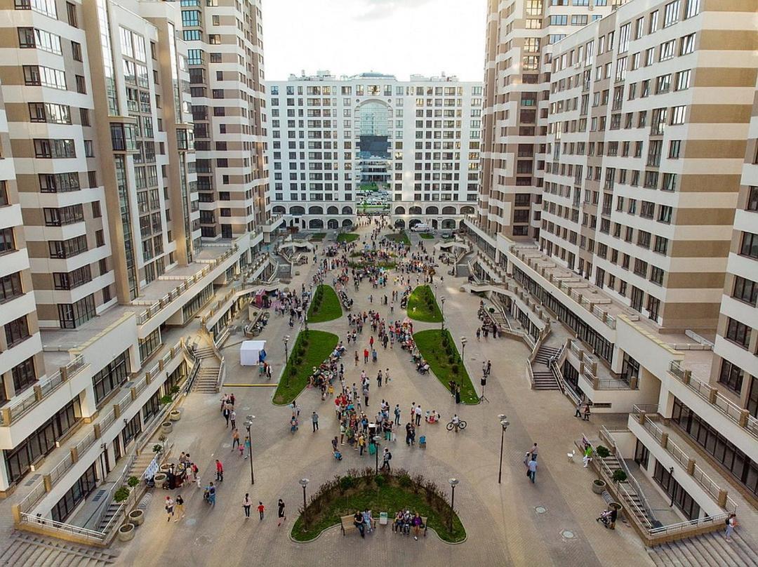 Premium Apartments Klimt On Picasso Boulevard Minszk Kültér fotó